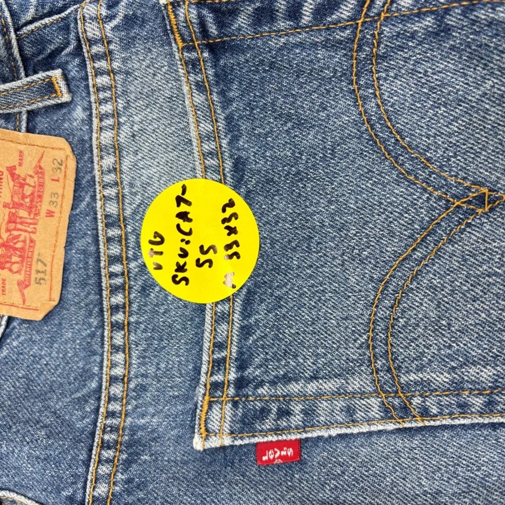 Vintage Levis 517 Mens 33x32 Bootcut Jeans Thigh Faded Denim